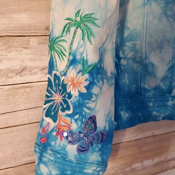 DG2 Diane Gilman Tie-dye Embellished Jean Jacket sz L - Picture 5 of 10